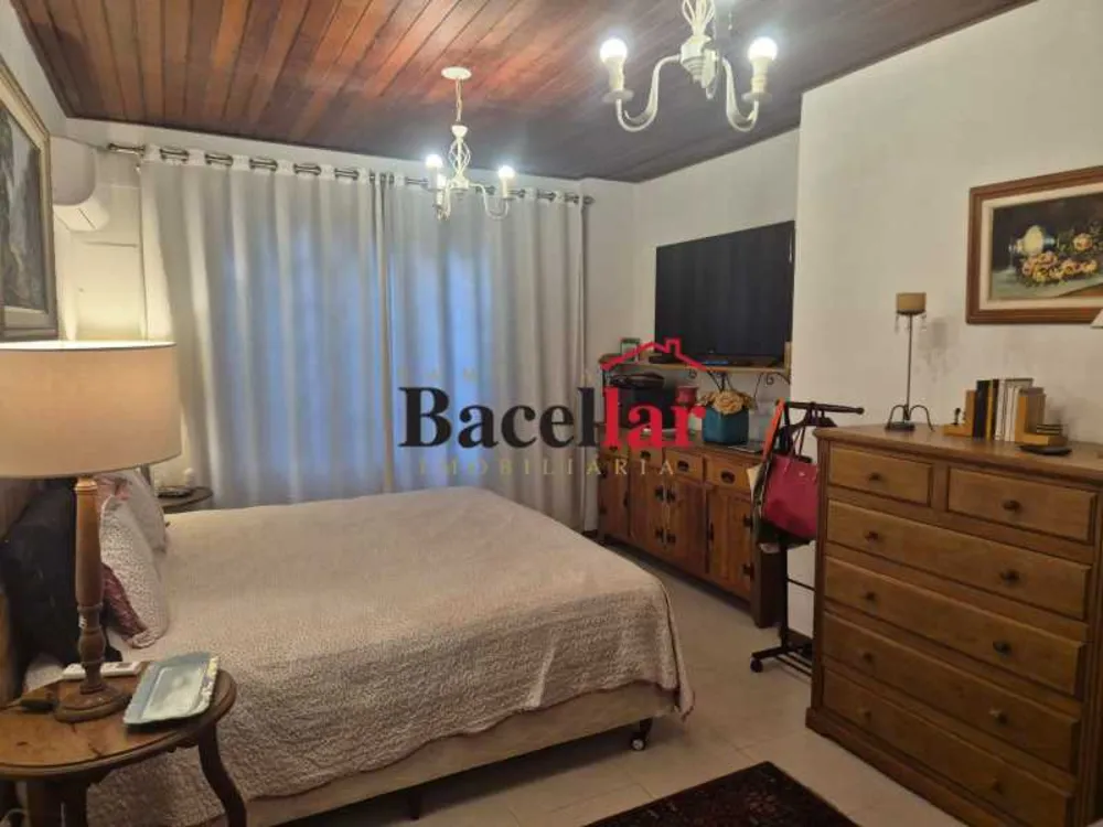 Casa, 4 quartos, 237 m² - Foto 9