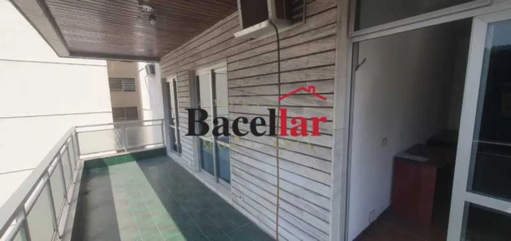 Apartamento, 3 quartos, 135 m² - Foto 1