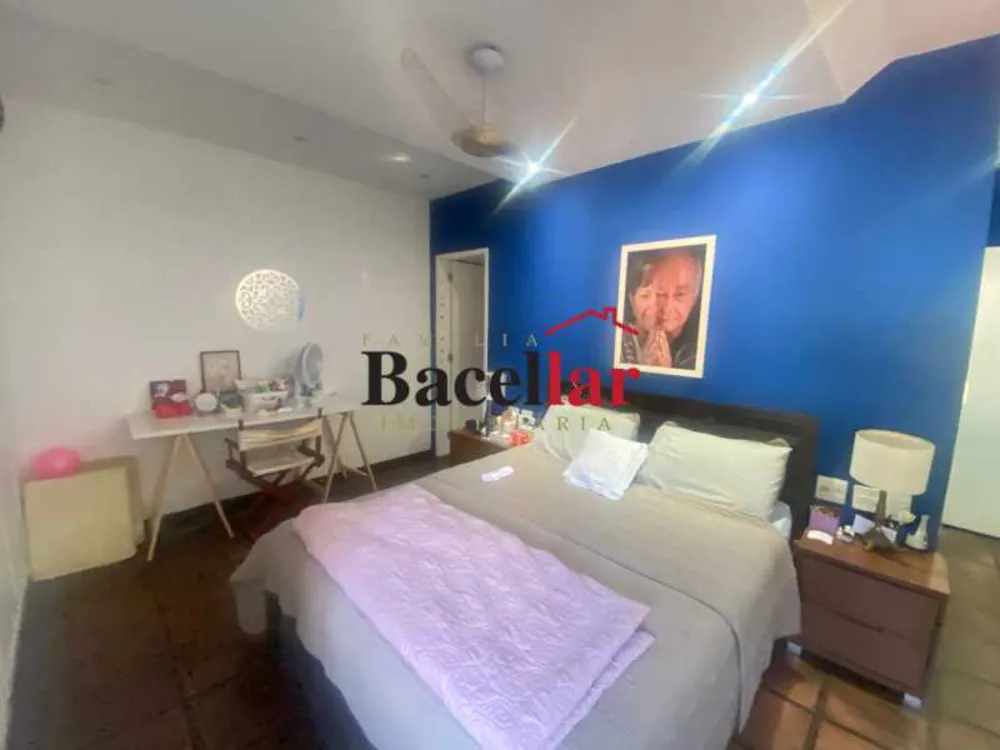 Casa, 4 quartos, 233 m² - Foto 1