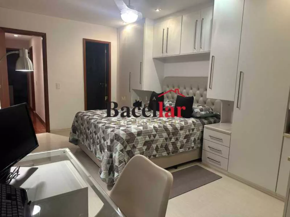 Apartamento, 3 quartos, 140 m² - Foto 2