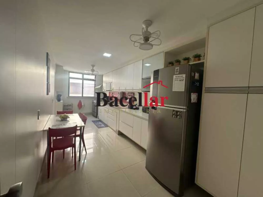 Apartamento, 3 quartos, 140 m² - Foto 25