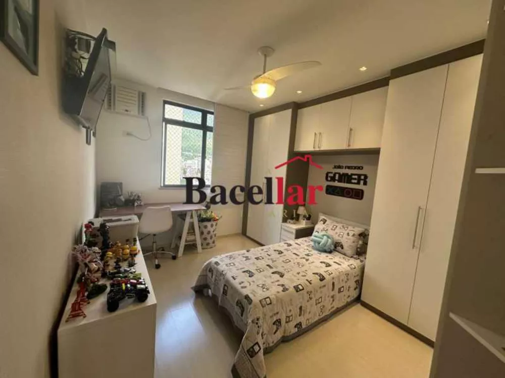 Apartamento, 3 quartos, 140 m² - Foto 4