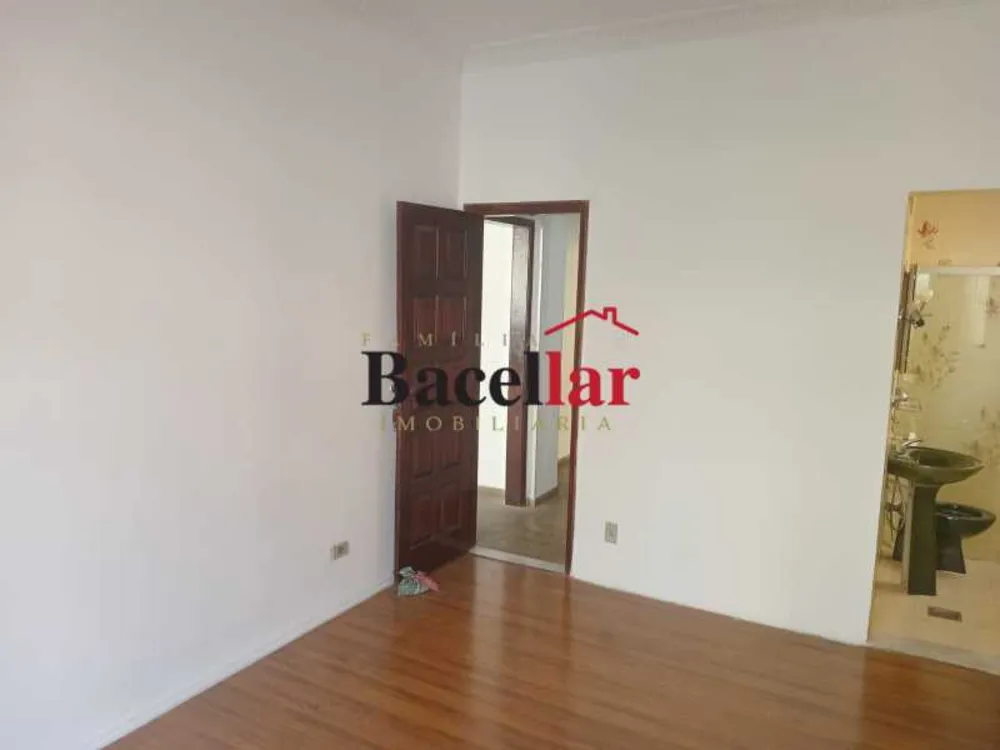 Apartamento, 3 quartos, 124 m² - Foto 2