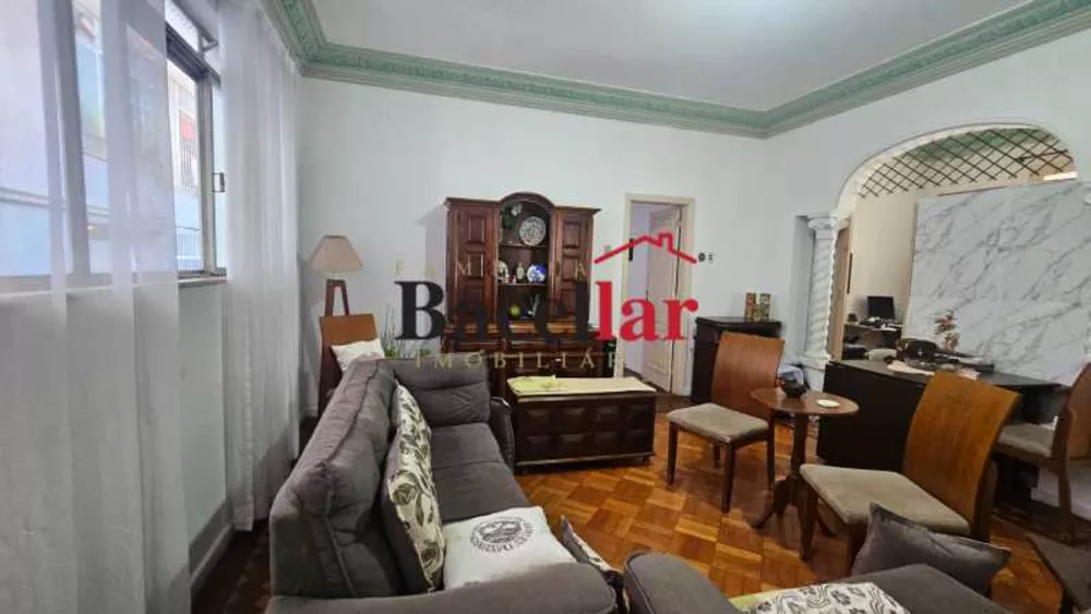 Apartamento, 3 quartos, 140 m² - Foto 1