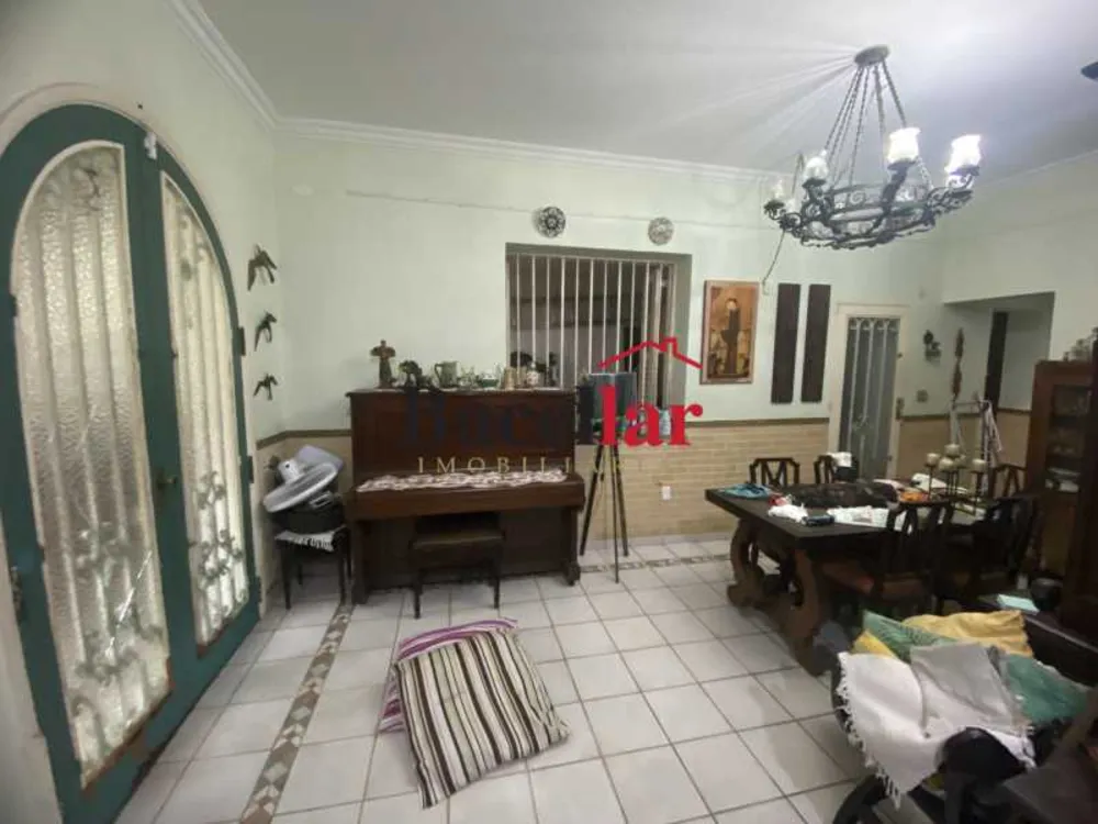 Casa, 5 quartos, 215 m² - Foto 3