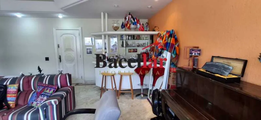 Apartamento, 3 quartos, 137 m² - Foto 2