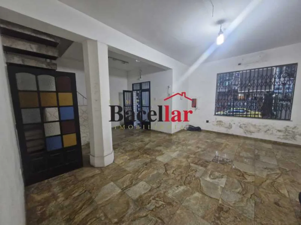 Casa, 8 quartos, 293 m² - Foto 2