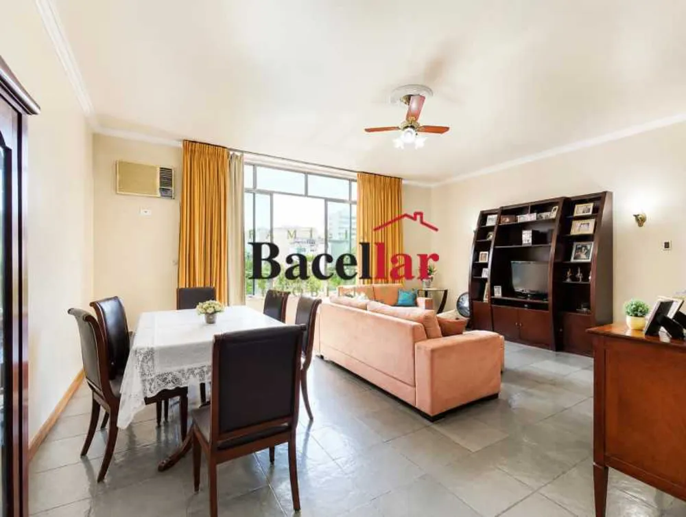 Apartamento, 3 quartos, 138 m² - Foto 1