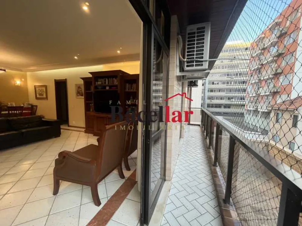Apartamento, 3 quartos, 130 m² - Foto 3