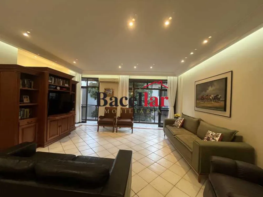 Apartamento, 3 quartos, 130 m² - Foto 10