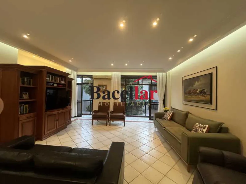 Apartamento, 3 quartos, 130 m² - Foto 8