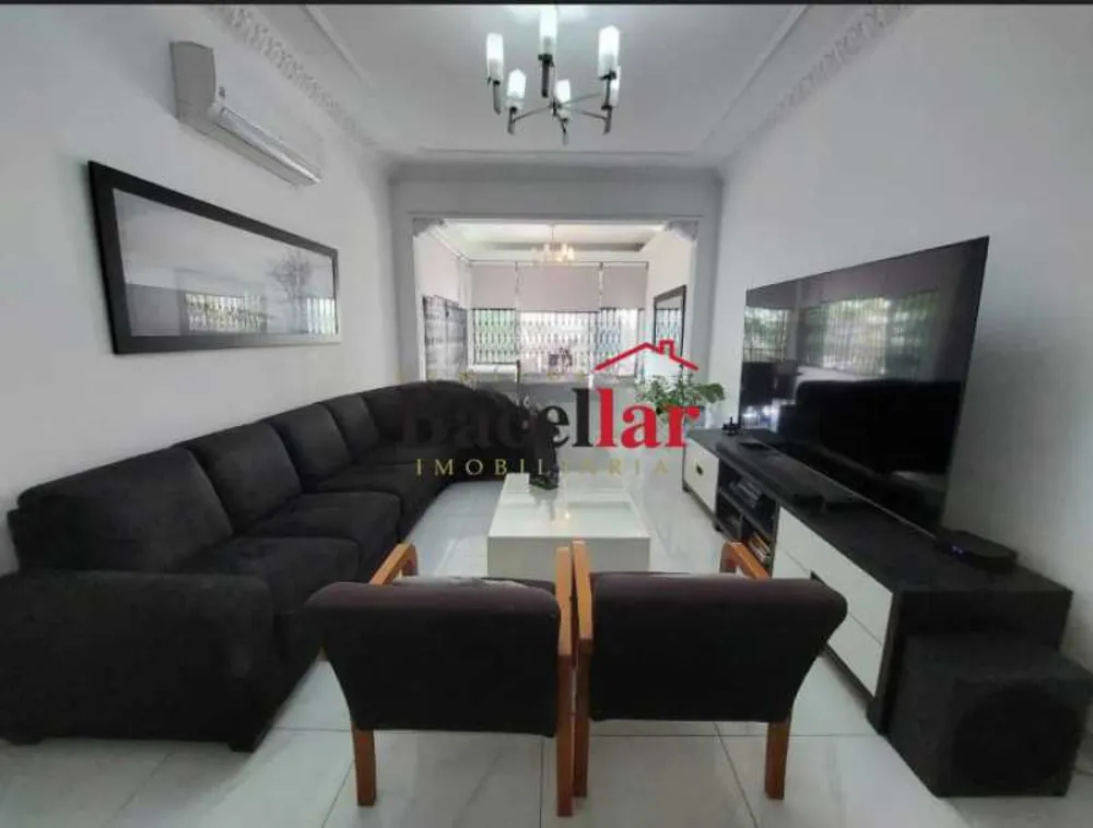 Apartamento, 3 quartos, 129 m² - Foto 2