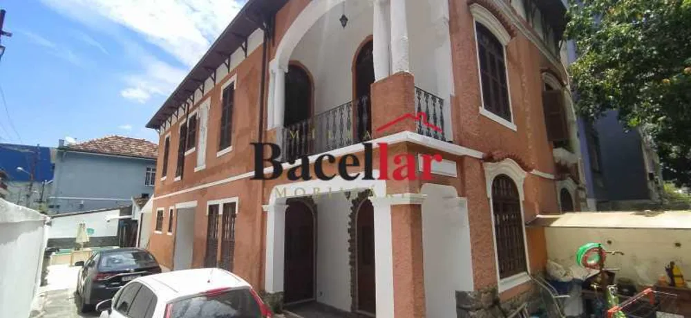 Casa, 5 quartos, 350 m² - Foto 1