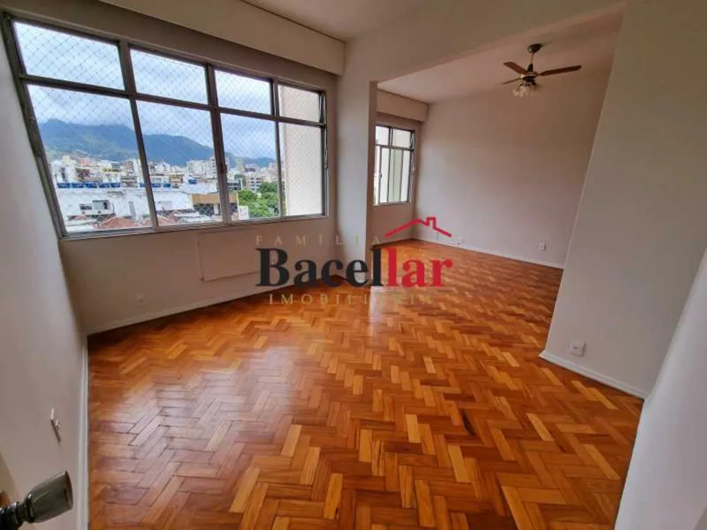 Apartamento, 3 quartos, 80 m² - Foto 2