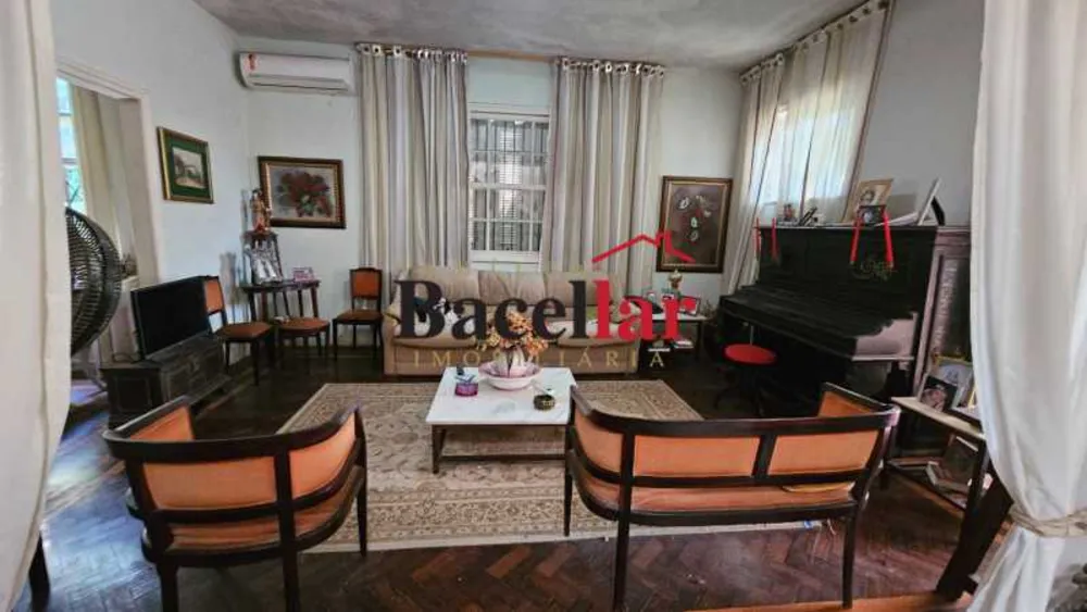 Casa, 5 quartos, 338 m² - Foto 2