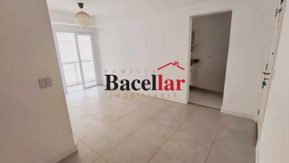 Apartamento, 3 quartos, 75 m² - Foto 3
