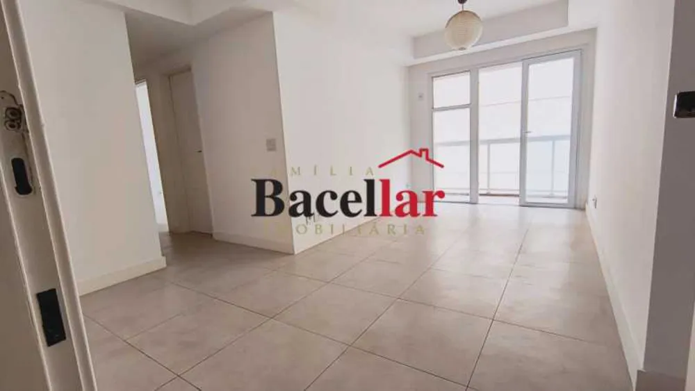 Apartamento, 3 quartos, 75 m² - Foto 2