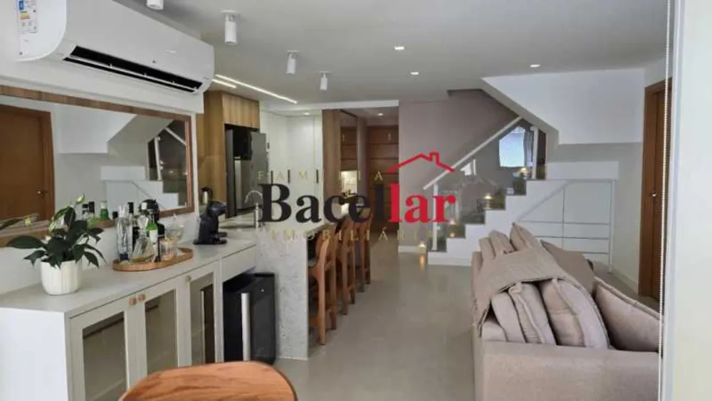 Cobertura, 3 quartos, 189 m² - Foto 1