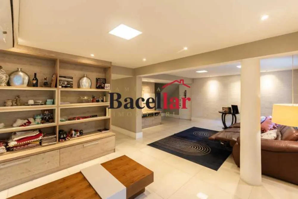 Casa, 3 quartos, 340 m² - Foto 24