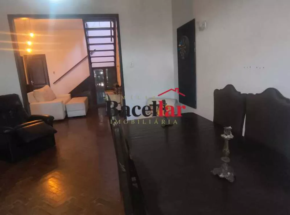 Casa, 5 quartos, 281 m² - Foto 11