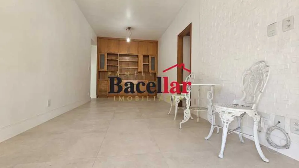 Apartamento, 2 quartos, 82 m² - Foto 2