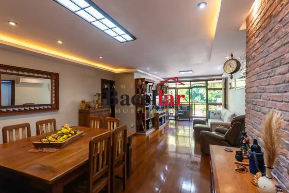 Apartamento, 3 quartos, 142 m² - Foto 1