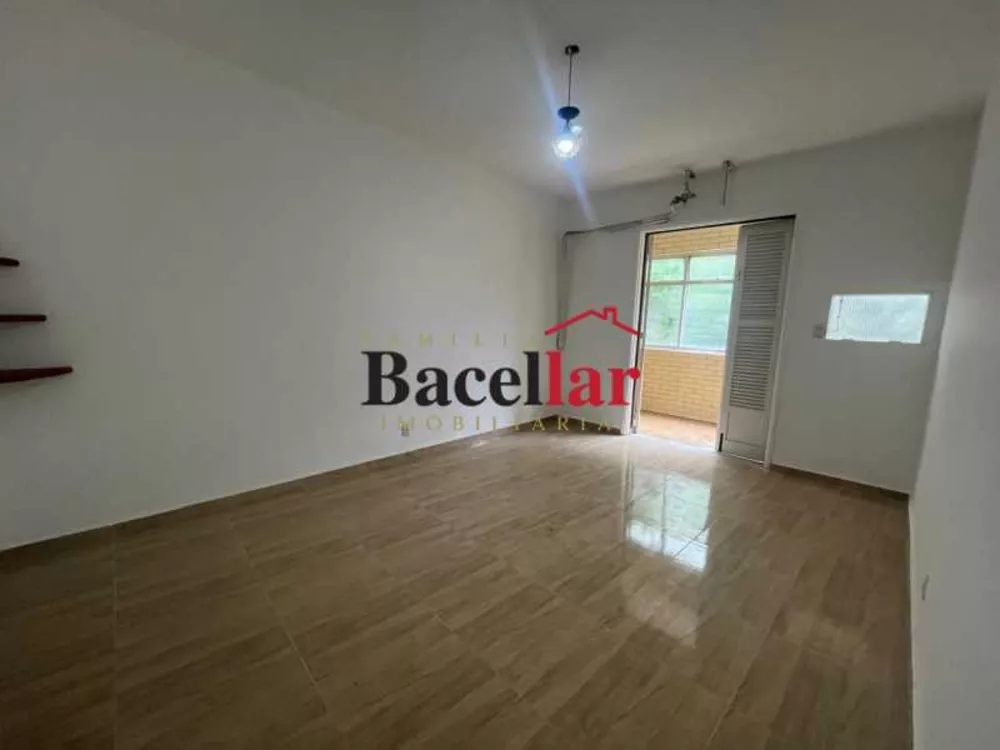 Apartamento, 3 quartos, 213 m² - Foto 1