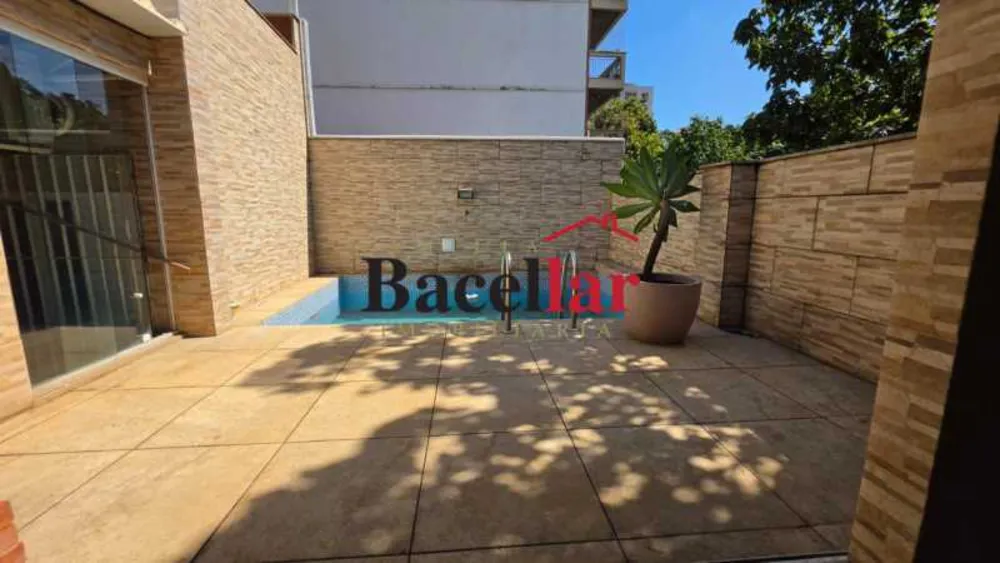 Casa, 4 quartos, 370 m² - Foto 1
