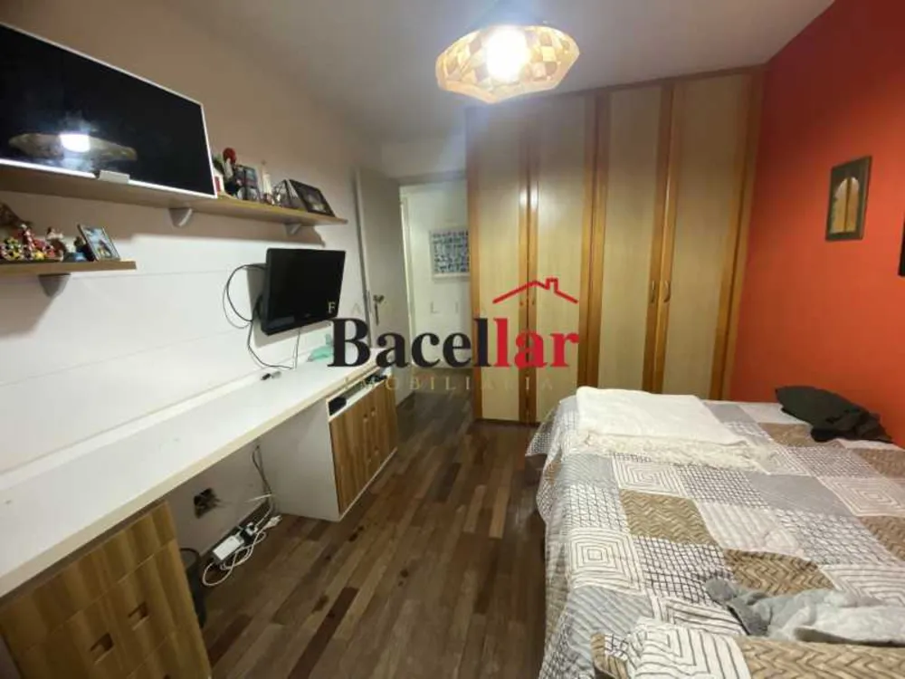Apartamento, 3 quartos, 140 m² - Foto 11