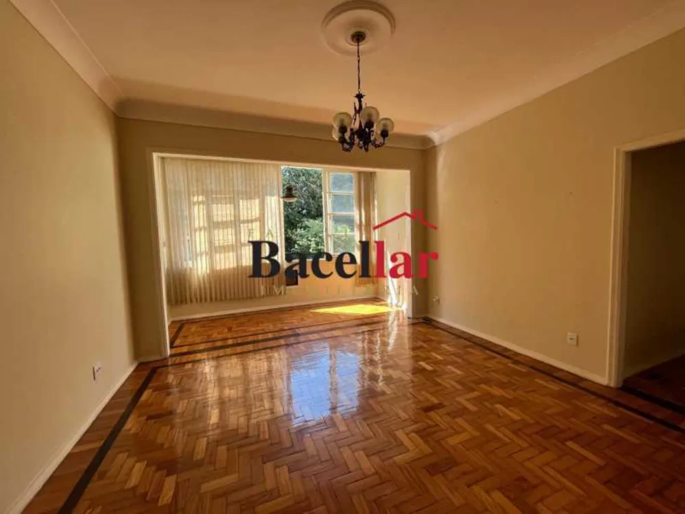Apartamento, 3 quartos, 120 m² - Foto 2