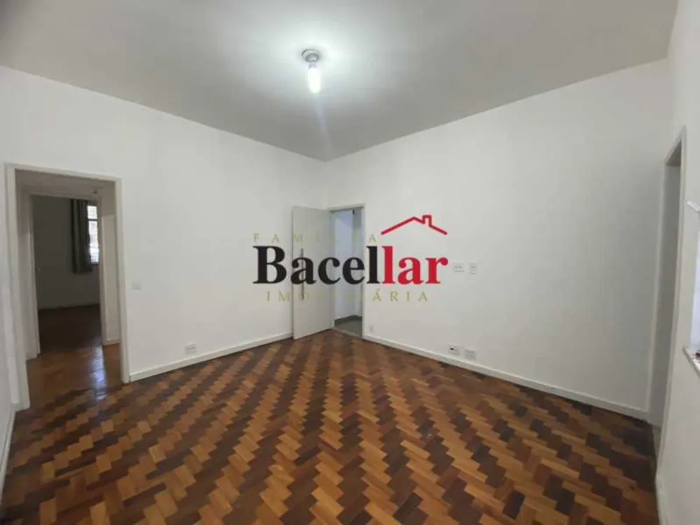 Casa, 3 quartos, 286 m² - Foto 2