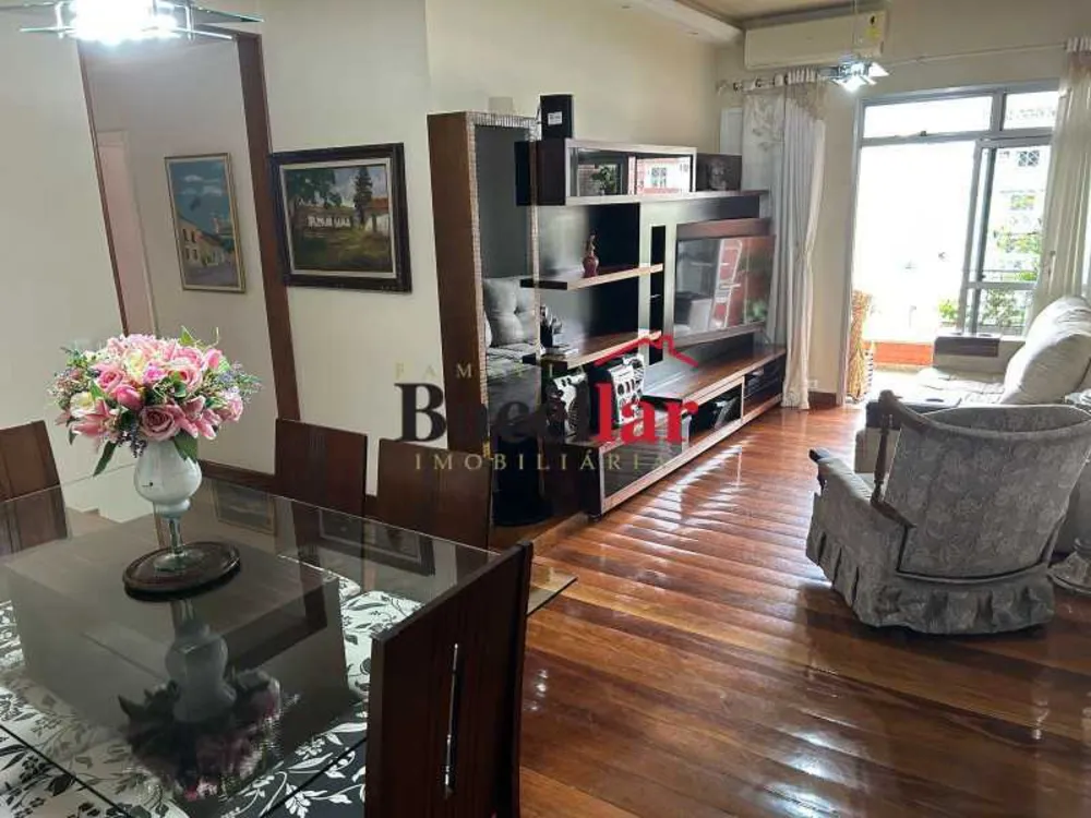 Cobertura, 4 quartos, 221 m² - Foto 1