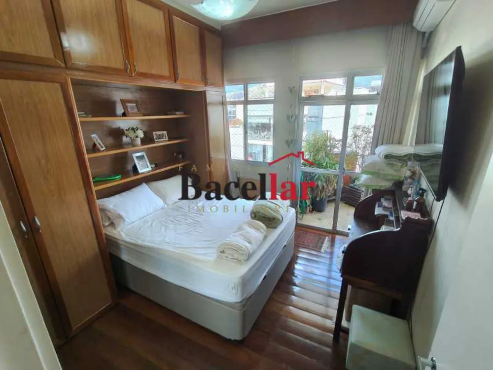 Cobertura, 4 quartos, 221 m² - Foto 9