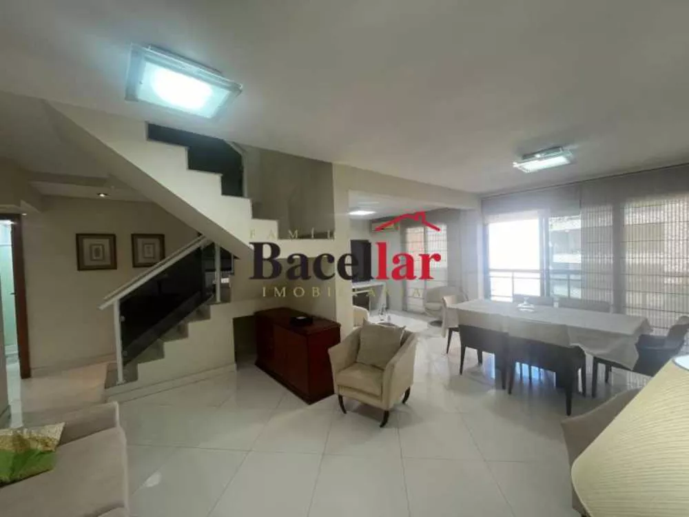 Cobertura, 3 quartos, 256 m² - Foto 8