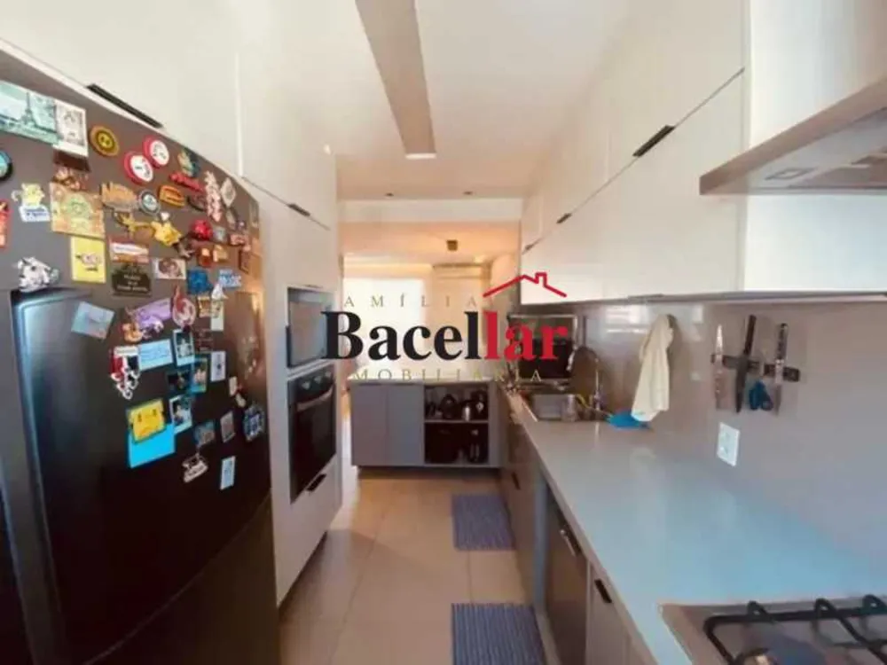 Apartamento, 3 quartos, 156 m² - Foto 1