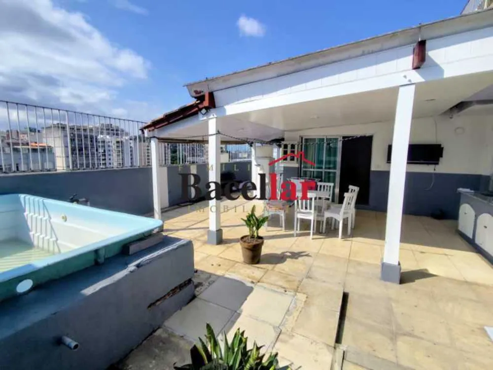 Cobertura, 3 quartos, 232 m² - Foto 1