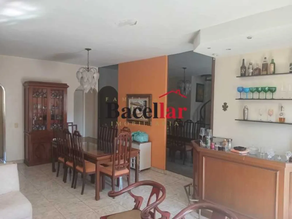 Cobertura, 3 quartos, 137 m² - Foto 2
