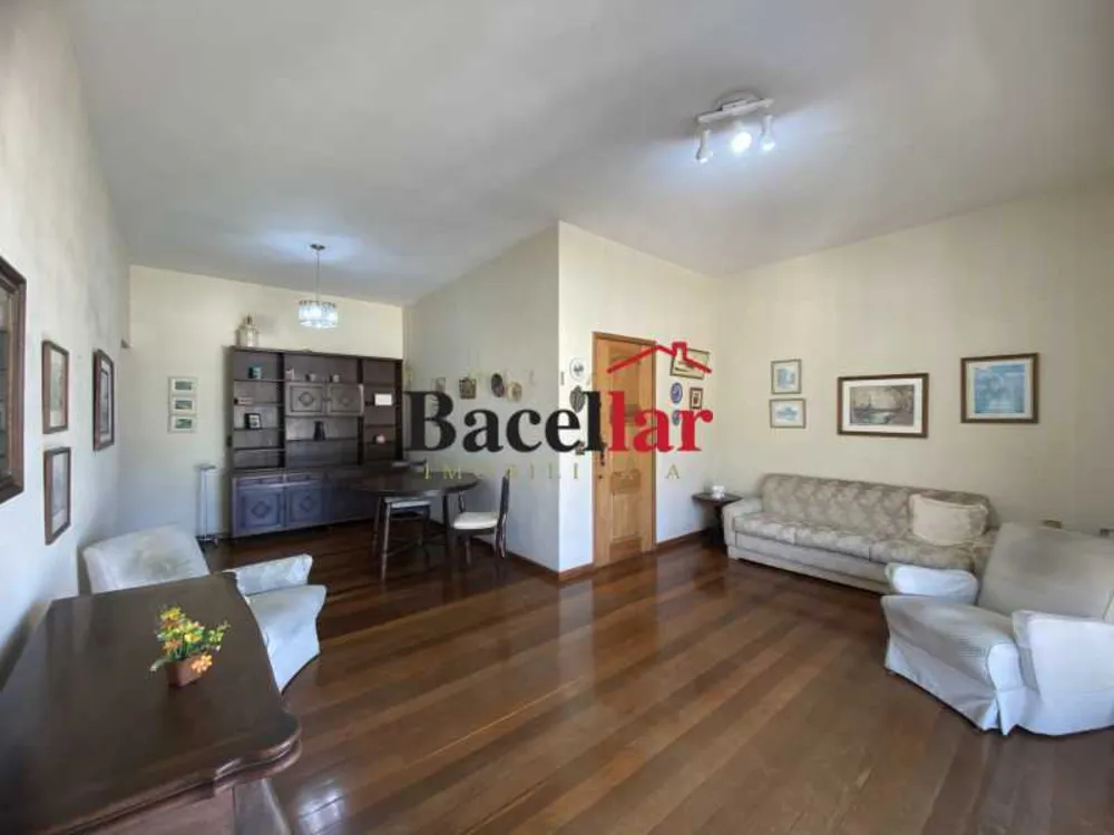 Apartamento, 3 quartos, 122 m² - Foto 1