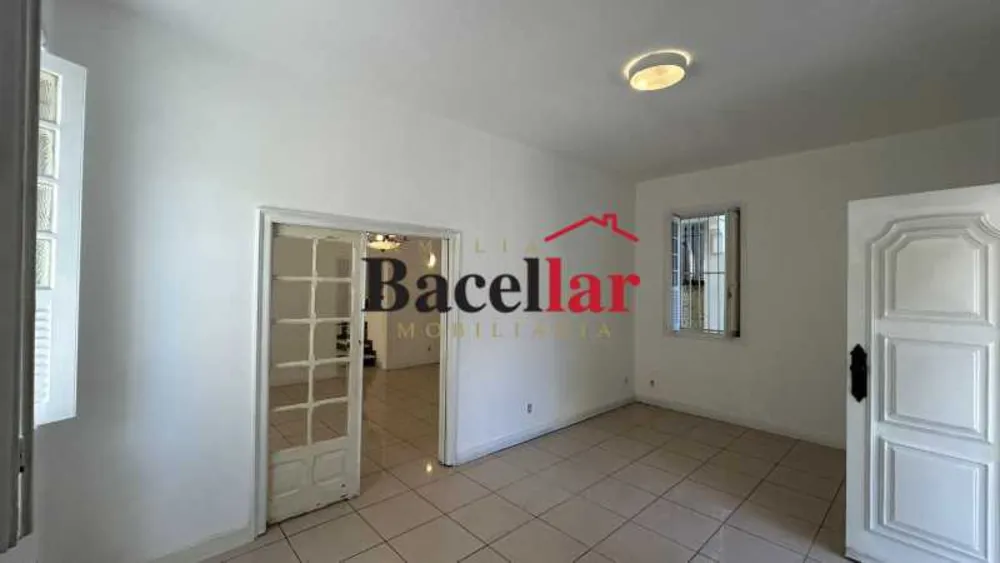 Casa, 8 quartos, 451 m² - Foto 4