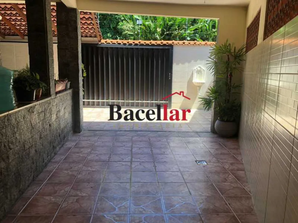 Casa, 6 quartos, 600 m² - Foto 4