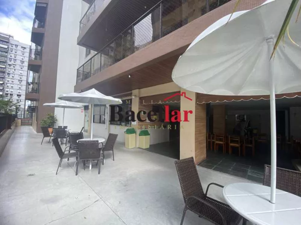 Apartamento, 3 quartos, 136 m² - Foto 2