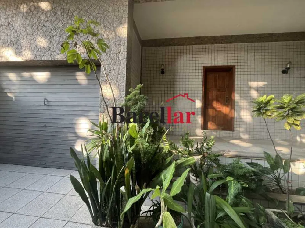 Casa, 6 quartos, 394 m² - Foto 2