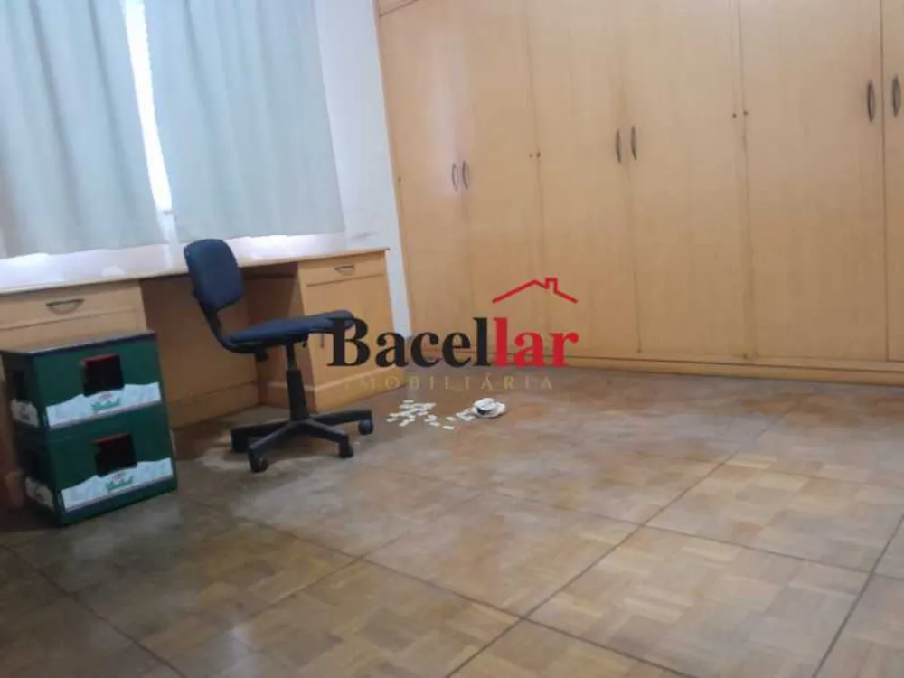 Apartamento, 4 quartos, 242 m² - Foto 1