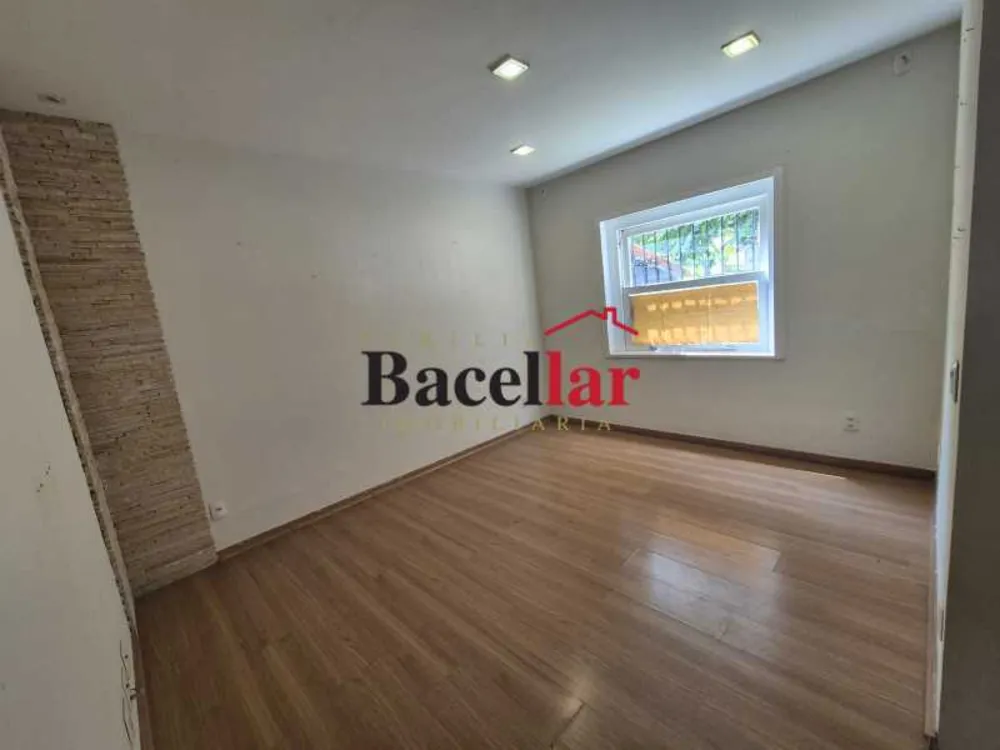 Casa, 4 quartos, 137 m² - Foto 2