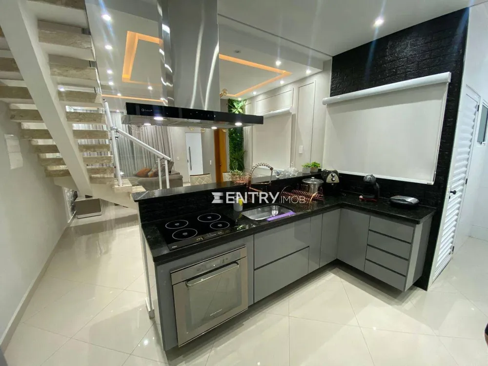 Casa, 3 quartos, 127 m² - Foto 2