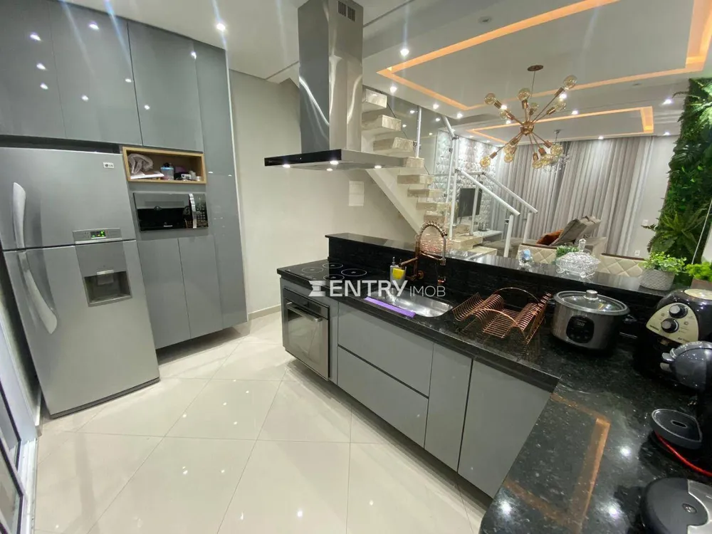 Casa, 3 quartos, 127 m² - Foto 1