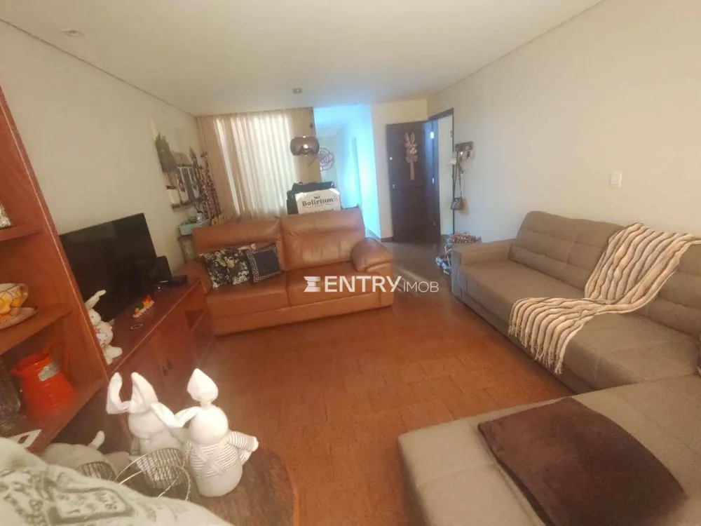 Casa, 3 quartos, 268 m² - Foto 2