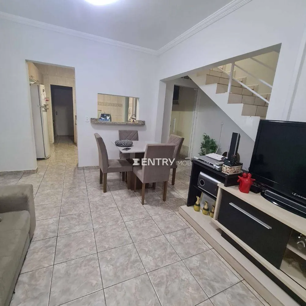 Casa, 4 quartos, 211 m² - Foto 1