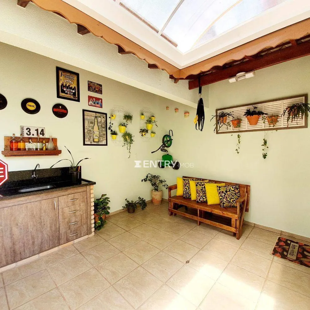 Casa, 3 quartos, 158 m² - Foto 2