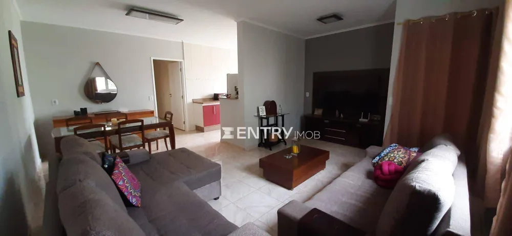 Casa, 3 quartos, 144 m² - Foto 1